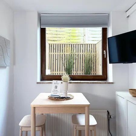 Mini-appartement Im Souterrain Mit Gratis Bettwaesche - Ideal Fuer Eine Nacht Scharbeutz